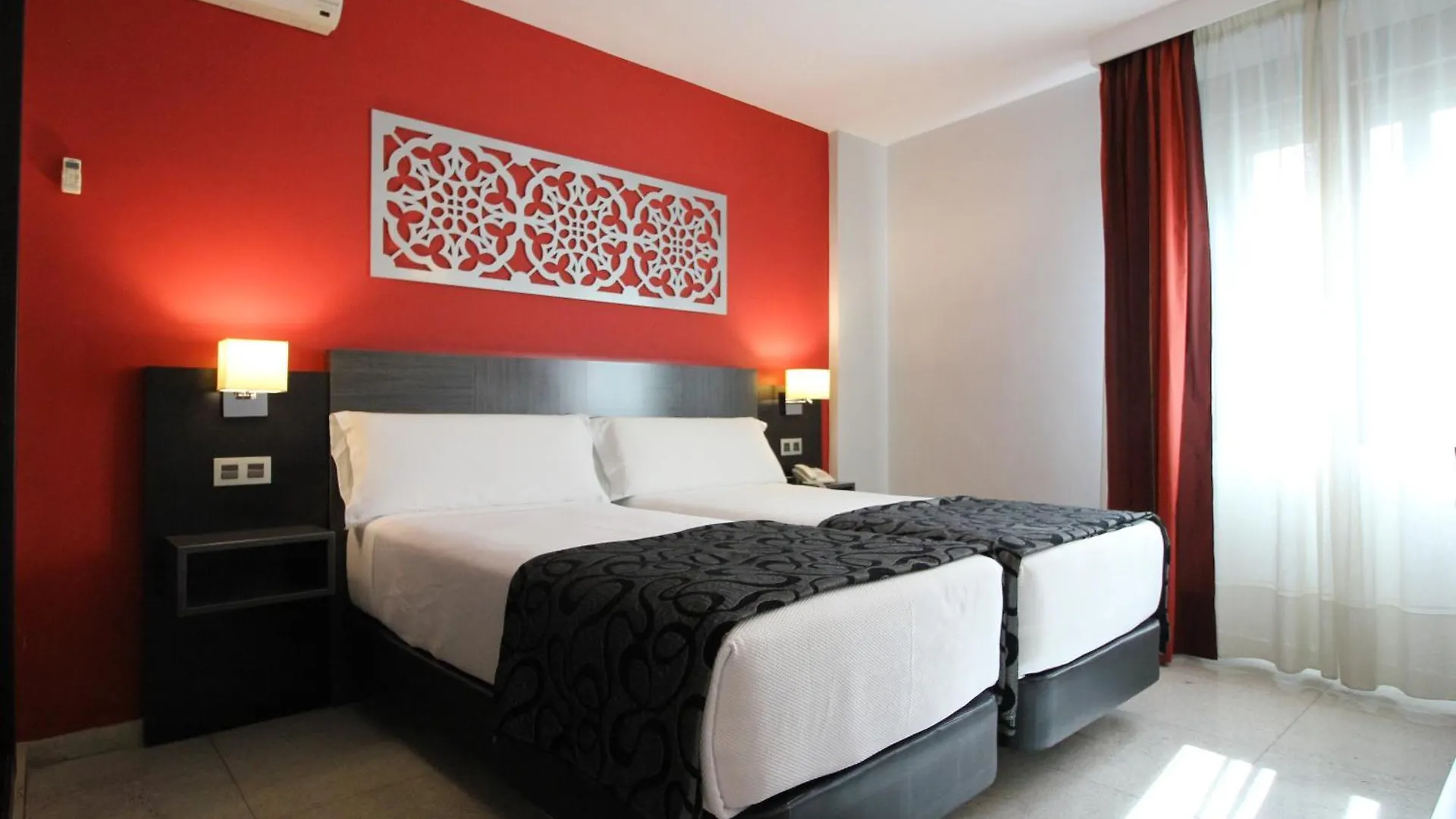 ***  Hotel Venecia Séville Espagne